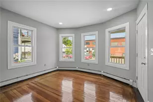 154 Oxford St, Providence, RI 02905 - Photo 5