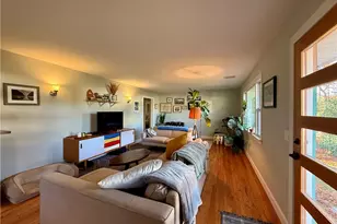 11 Holmes St, Westerly, RI 02891 - Photo 9