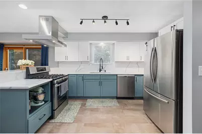 5 Cyr Court, West Warwick, RI 02893 - Photo 3