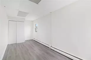 1303 Cranston St, Cranston, RI 02920 - Photo 17