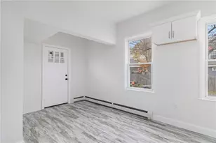 1303 Cranston St, Cranston, RI 02920 - Photo 9