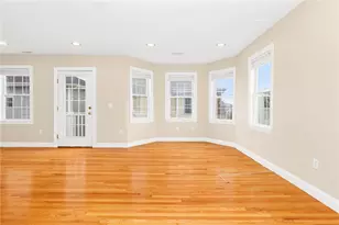 58 Sutton St, Providence, RI 02903 - Photo 19