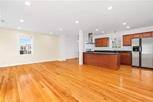 58 Sutton St, Providence, RI 02903 - Photo 9