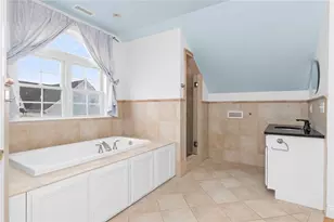 58 Sutton St, Providence, RI 02903 - Photo 17