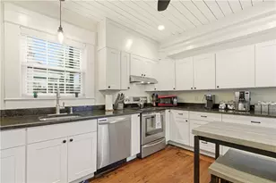 5 Elliot Pl, Newport, RI 02840 - Photo 7