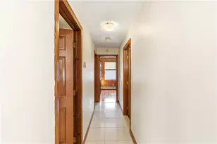 527 Cowesett Rd, Warwick, RI 02886 - Photo 19