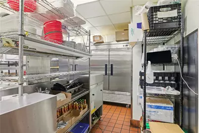 651 West Main Road, Middletown, RI 02842 - Photo 13