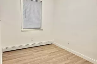 37 Portland St, Providence, RI 02907 - Photo 5