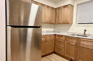 37 Portland St, Providence, RI 02907 - Photo 15