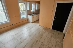 38 Atlantic St, Providence, RI 02907 - Photo 5