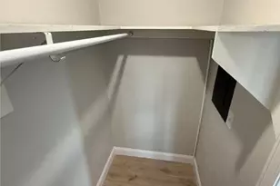 61 Esten Ave, Pawtucket, RI 02860 - Photo 11