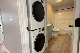 61 Esten Ave, Pawtucket, RI 02860 - Photo 15