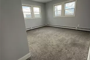 61 Esten Ave, Pawtucket, RI 02860 - Photo 7