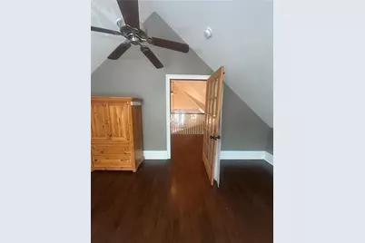 14 Bartlett Avenue, Cranston, RI 02905 - Photo 11