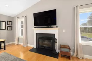15 Victoria Ln, Scituate, RI 02831 - Photo 25