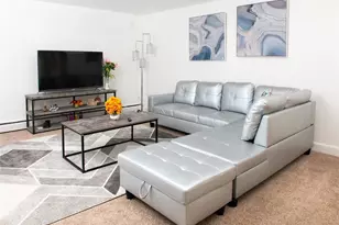 275 W Main Rd, Middletown, RI 02842 - Photo 3