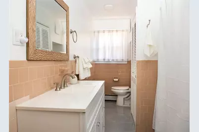 275 West Main Road #2, Middletown, RI 02842 - Photo 13