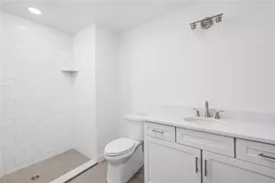 32 Exchange St, East Greenwich, RI 02818 - Photo 19