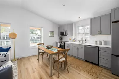 32 Exchange Street #204, East Greenwich, RI 02818 - Photo 7