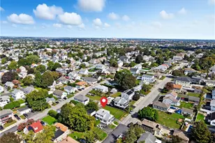 32 Maplewood Ave, Cranston, RI 02920 - Photo 15