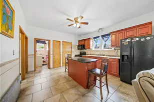 32 Maplewood Ave, Cranston, RI 02920 - Photo 21