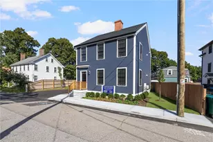 32 Exchange St, East Greenwich, RI 02818 - Photo 5