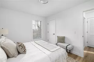 32 Exchange St, East Greenwich, RI 02818 - Photo 15