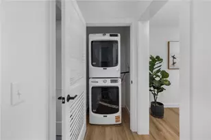 32 Exchange St, East Greenwich, RI 02818 - Photo 13