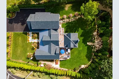 33 Stuart Street, Westerly, RI 02891 - Photo 3