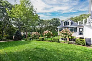 33 Stuart St, Westerly, RI 02891 - Photo 13