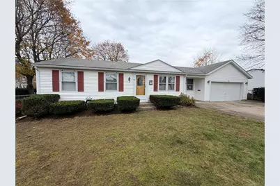 10 Stoneham Drive, Woonsocket, RI 02895 - Photo 1