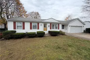 10 Stoneham Dr, Woonsocket, RI 02895 - Photo 1