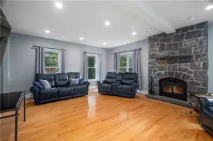 151 Drum Rock Ave, Warwick, RI 02886 - Photo 17