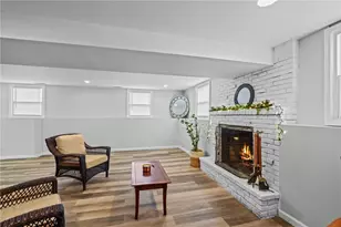 155 Birkshire Dr, Warwick, RI 02886 - Photo 27