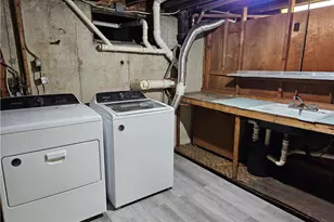 39 Damon Ave, Warwick, RI 02889 - Photo 23