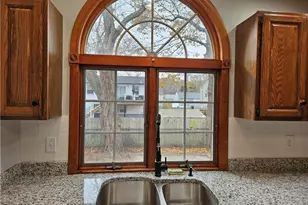 39 Damon Ave, Warwick, RI 02889 - Photo 11