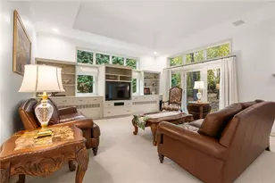 7 Oak Tree Ln, Cranston, RI 02920 - Photo 5