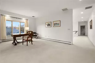 7 Oak Tree Ln, Cranston, RI 02920 - Photo 27