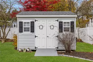 23 Clara Ave, Warwick, RI 02889 - Photo 27