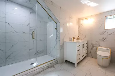 20 Manilla Avenue, Cranston, RI 02 - Photo 9