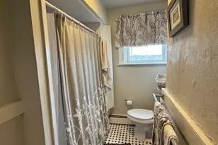 20 10th St, Providence, RI 02906 - Photo 17