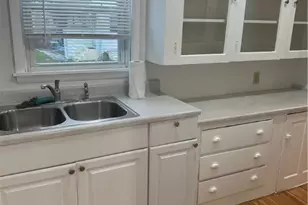 1229 Narragansett Blvd, Cranston, RI 02905 - Photo 5