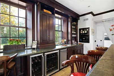 443 Bellevue Avenue, Newport, RI 02840 - Photo 21