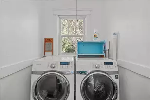 79 Carpenter St, Warwick, RI 02886 - Photo 17