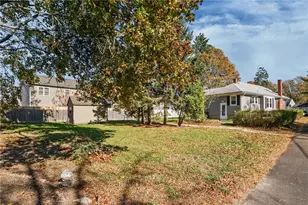 79 Carpenter St, Warwick, RI 02886 - Photo 37