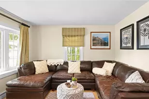 21 Orford St, North Providence, RI 02904 - Photo 9