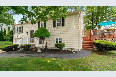 21 Orford Street, North Providence, RI 02904 - Photo 3