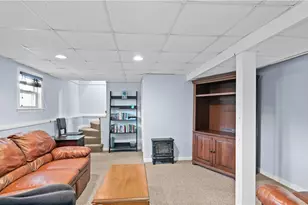 21 Orford St, North Providence, RI 02904 - Photo 33