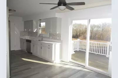 1067 Bark Street, Swansea, MA 02777 - Photo 7