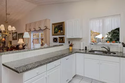 32 Hunters Run, North Providence, RI 02904 - Photo 7